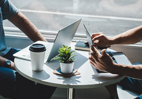 Reunião de feedback estruturado na Avaliação 360° da TMH
